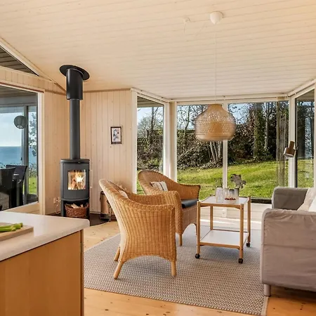 Stefan - 50m From The Sea By Interhome