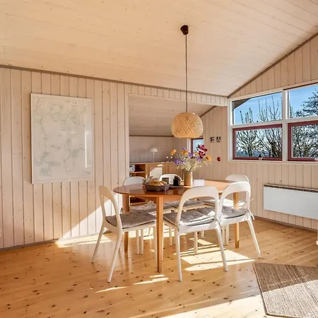 Stefan - 50m From The Sea By Interhome