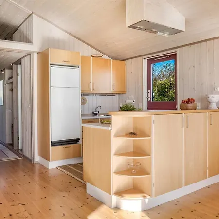 Stefan - 50m From The Sea By Interhome