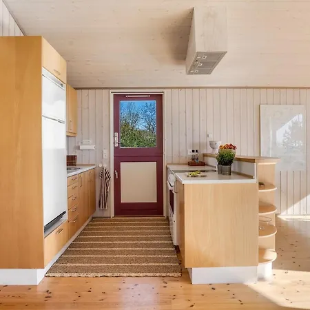 Stefan - 50m From The Sea By Interhome